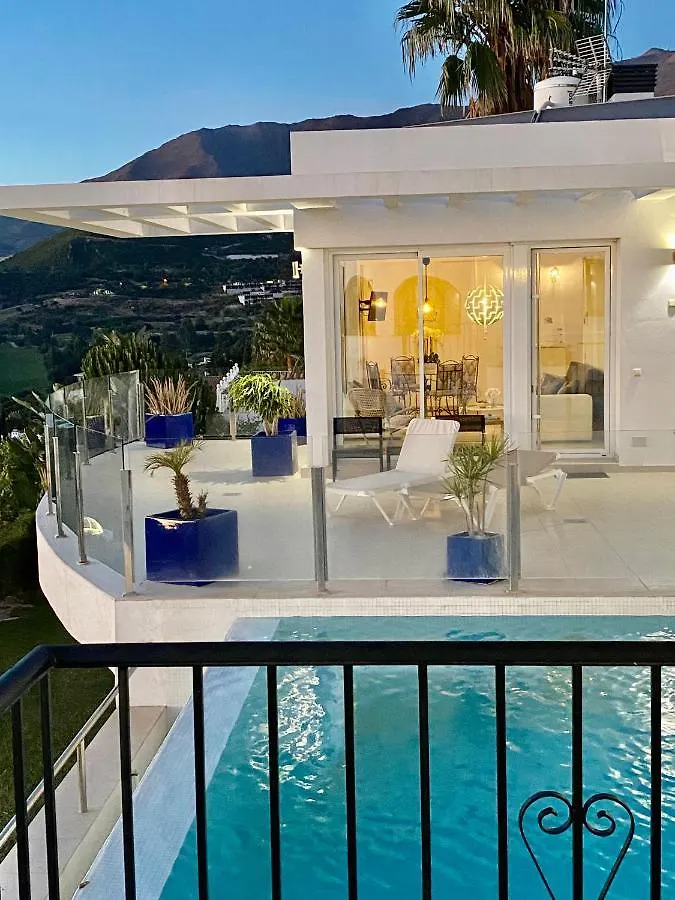 Villa Hesla Estepona