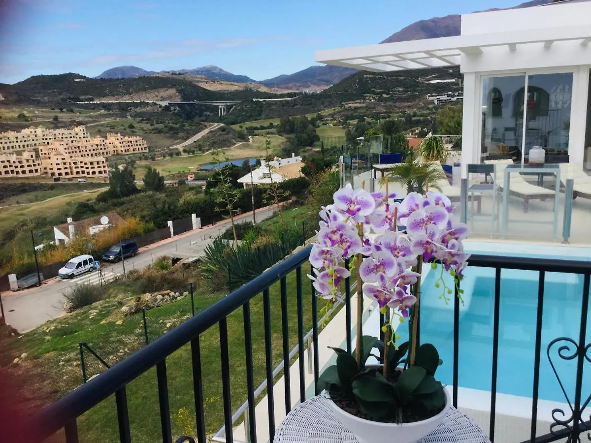 Villa Hesla Estepona