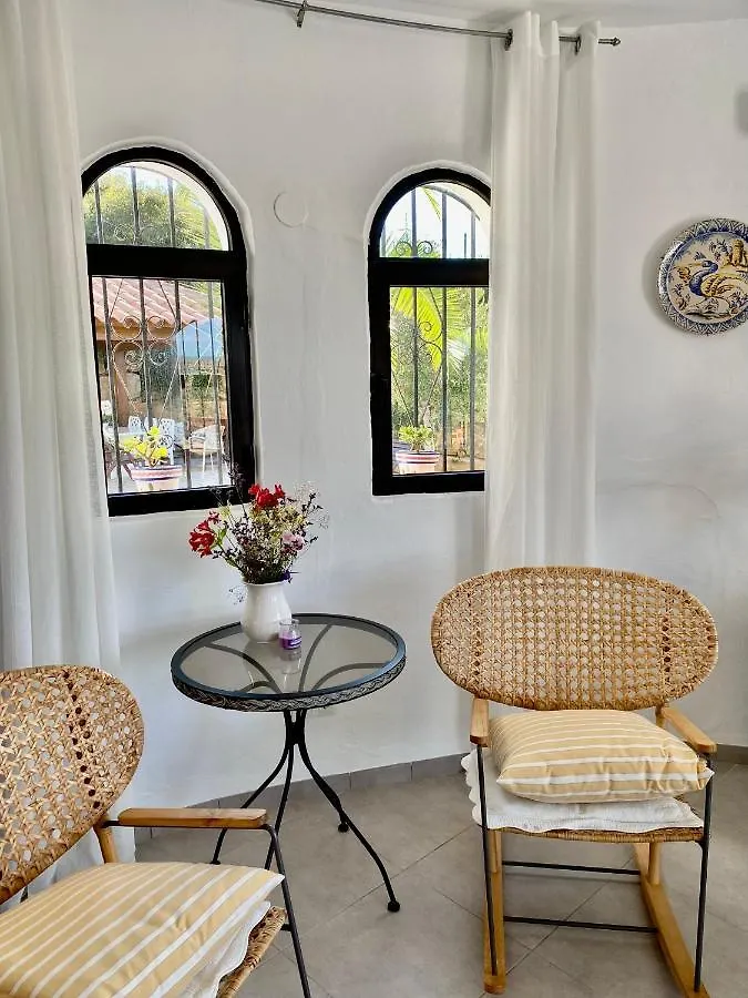 Villa Hesla Estepona 0*,