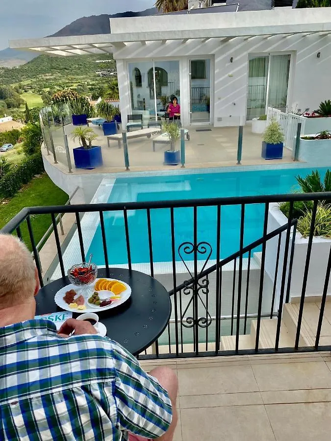 Villa Hesla Estepona